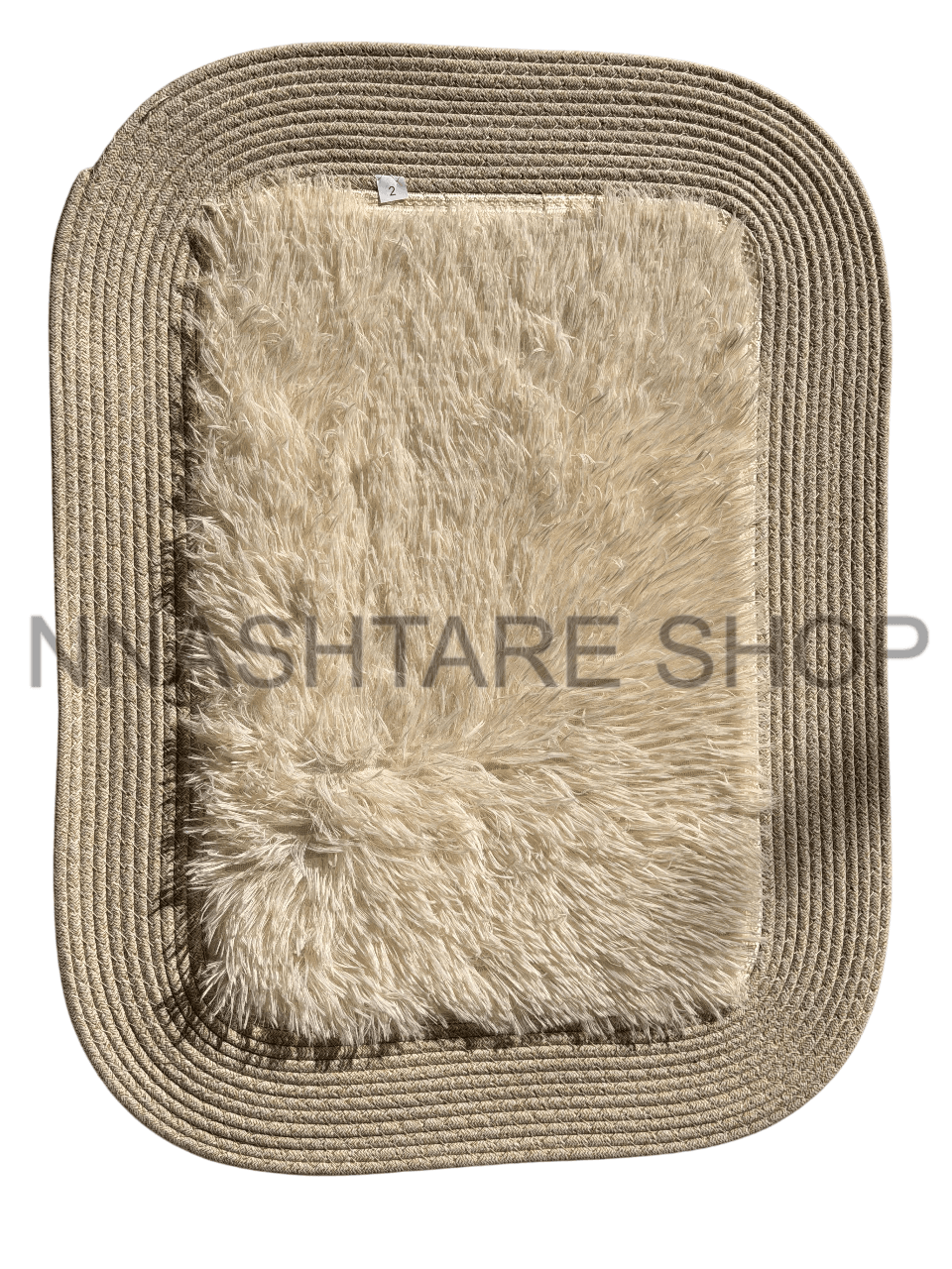 Carpet Straw & Fur | سجادة من القش والفرو