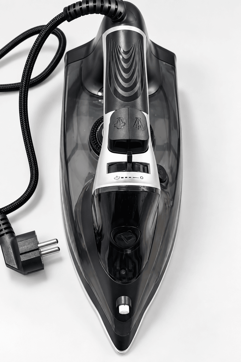 GeBe Steam Iron 2200W | مكواة بخارية - Image 3